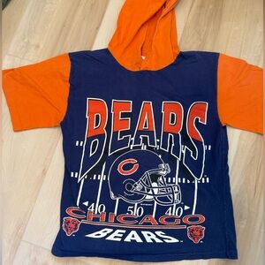 Vintage 1993 Chicago Bears Youth Hooded Tee!